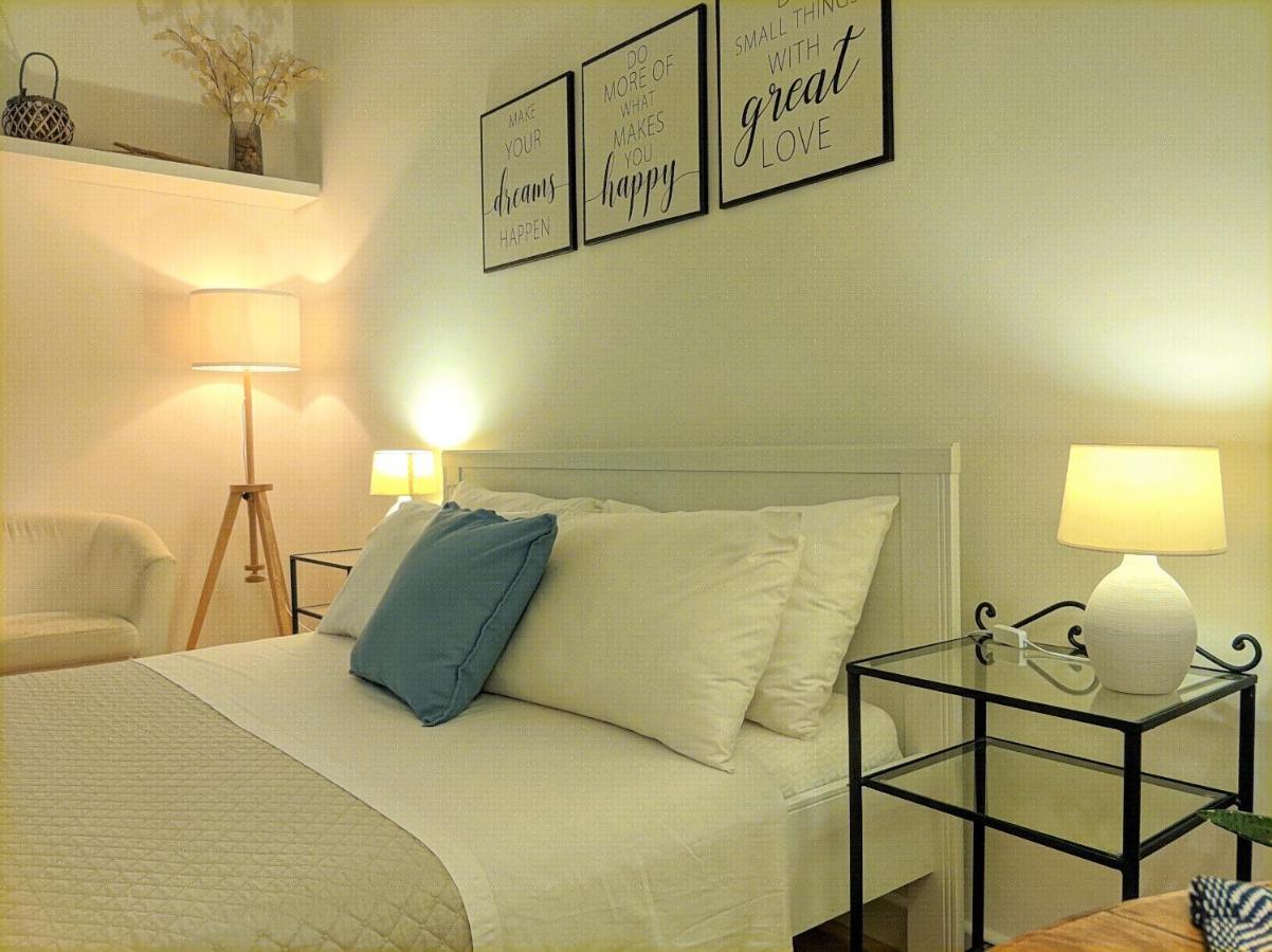 Il Girasole Bb Cagliari Bed & Breakfast Екстериор снимка